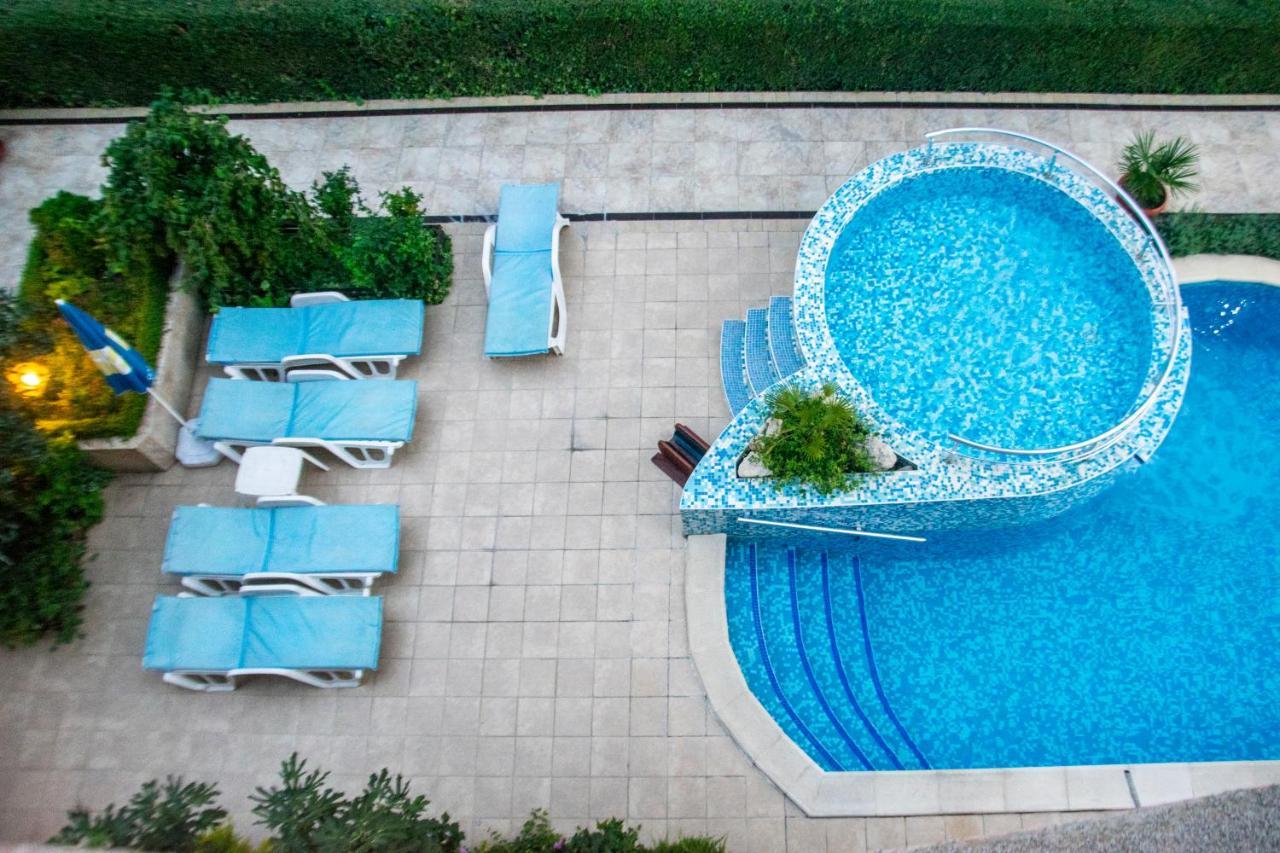 Family Hotel Rainbow Święty Włas Zewnętrze zdjęcie