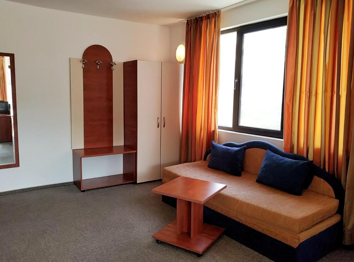 Family Hotel Rainbow Święty Włas Zewnętrze zdjęcie